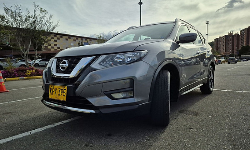 Nissan X-Trail 2.5 A...