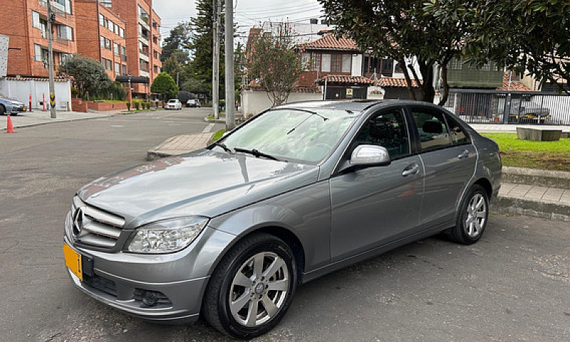 Mercedes-Benz Clase ...