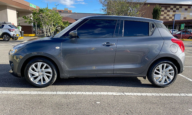 Suzuki Swift 1.2 Hyb...