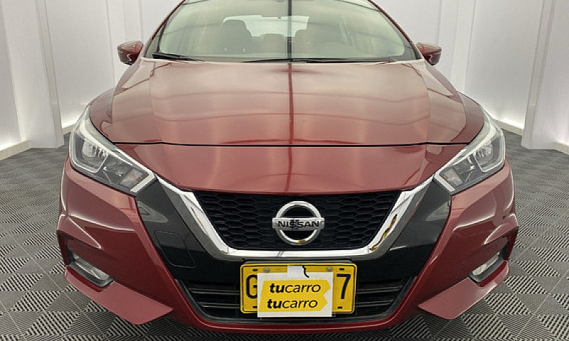 Nissan Versa 1.6 Adv...
