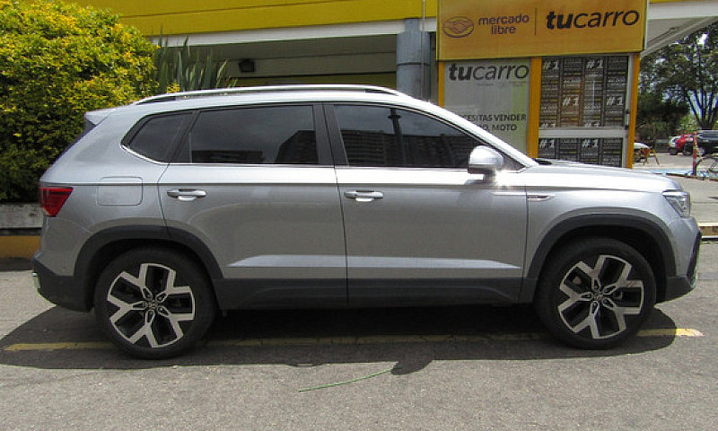 Volkswagen Taos 1.4T...