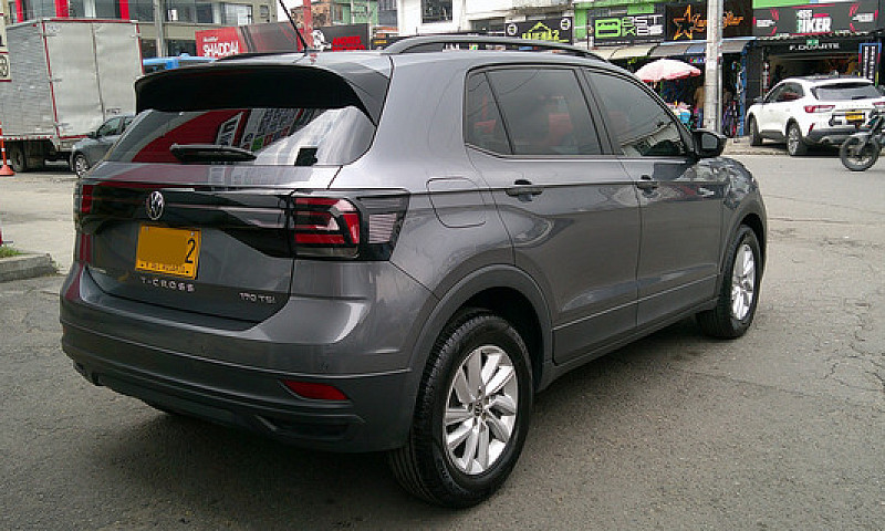Volkswagen T-Cross 1...