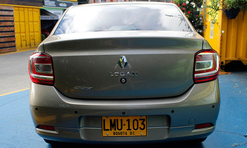 Renault Logan 1.6 Li...