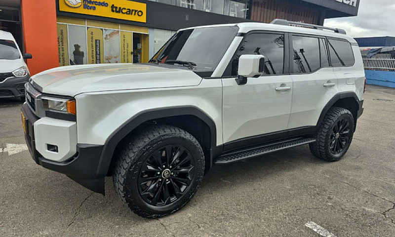 Toyota Land Cruiser ...