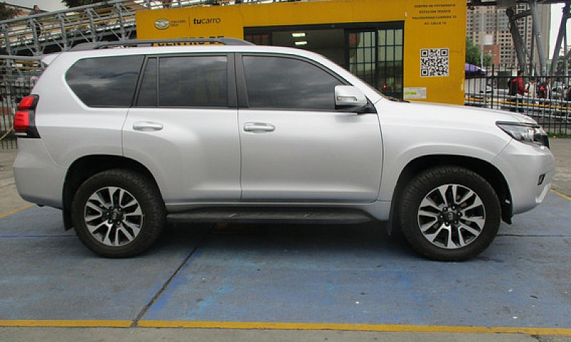 Toyota Prado  4X4 30...