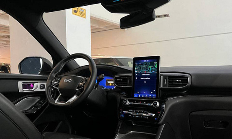 Ford Explorer St...