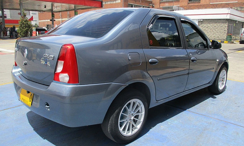 Renault Logan Famili...