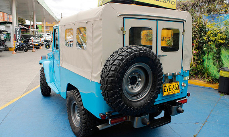 Toyota Fj 1973 Fj 43...