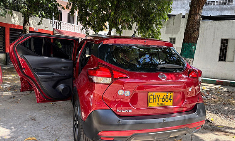 Nissan Kicks 1.6 Exc...