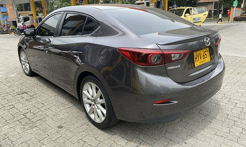 Mazda 3 2.0 Grand To...