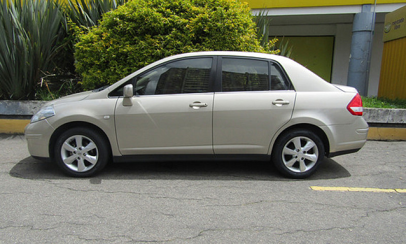 Nissan Tiida 1.8 Sd ...