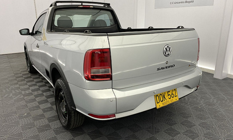 Volkswagen Saveiro 1...
