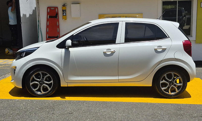 Kia Picanto 1.3 Zeni...