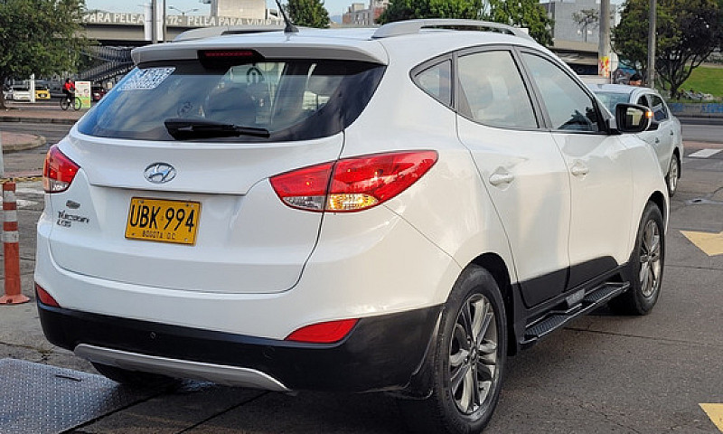 Hyundai Tucson Ix-35...
