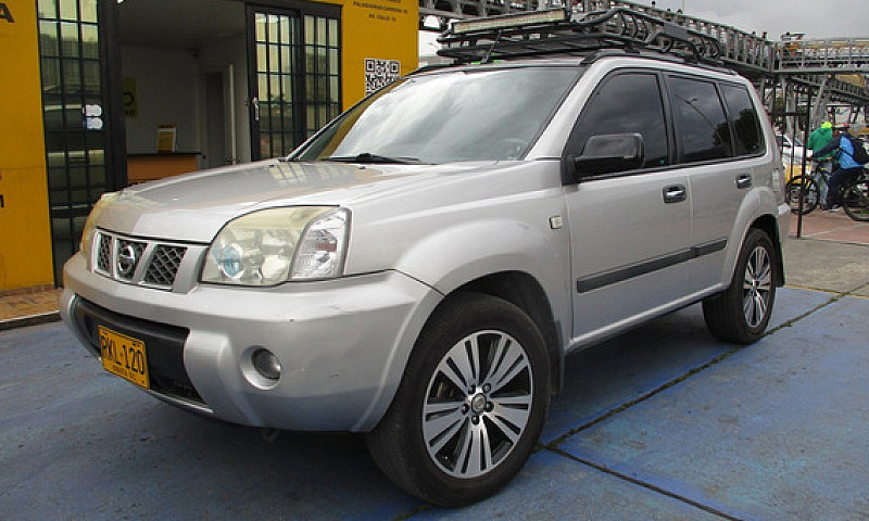 Nissan X-Trail Class...