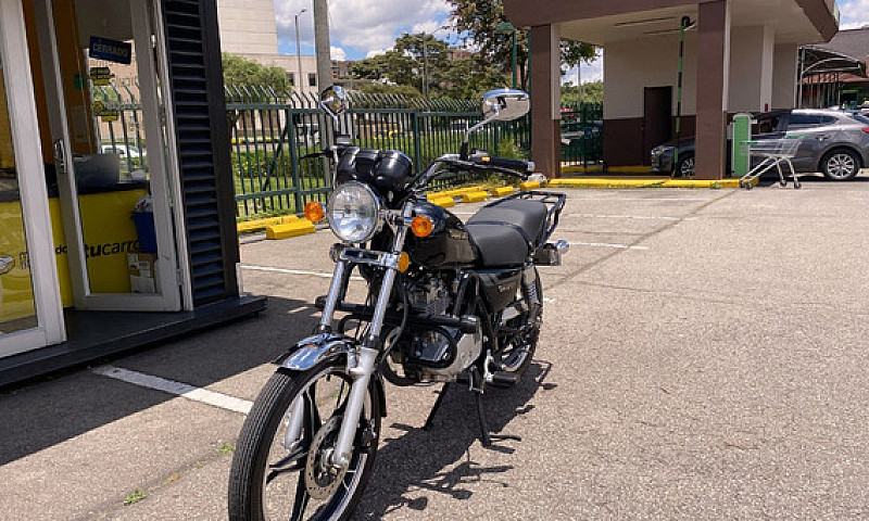 Suzuki Gn 125 F 2023...