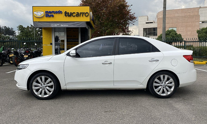 Kia Cerato Forte 1.6...
