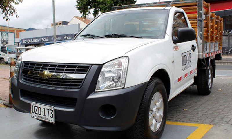 Chevrolet D-Max Esta...
