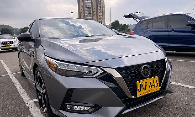 Nissan Sentra 2.0 At...