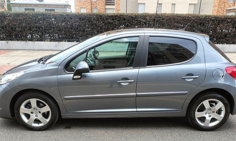 Peugeot 207 1.6 Prem...