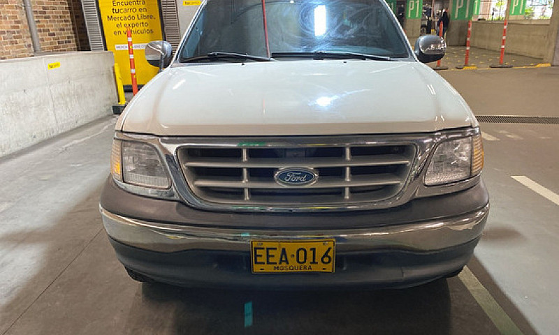 Ford F-150 5.4 Xlt L...