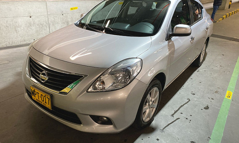 Nissan Versa 1.6...