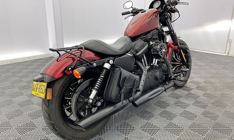 Harley Davidson Xl 8...