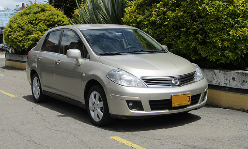 Nissan Tiida 1.8 Sd ...