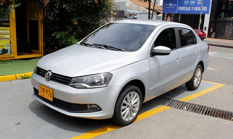 Volkswagen Voyage 1....