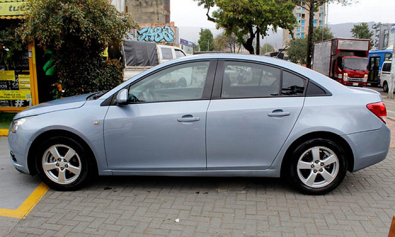 Chevrolet Cruze 2012...