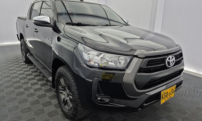 Toyota Hilux 2.4 Die...