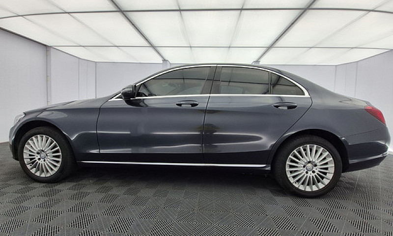 Mercedes-Benz Clase ...
