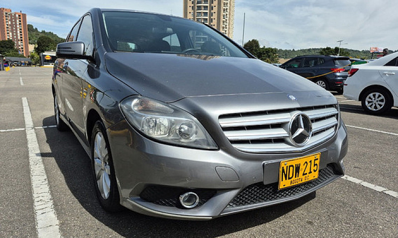 Mercedes-Benz Clase ...