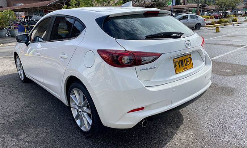 Mazda 3 2.0 Sport Gr...