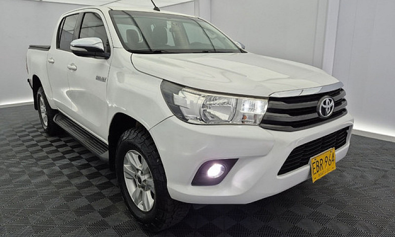 Toyota Hilux 2.4 4X4...