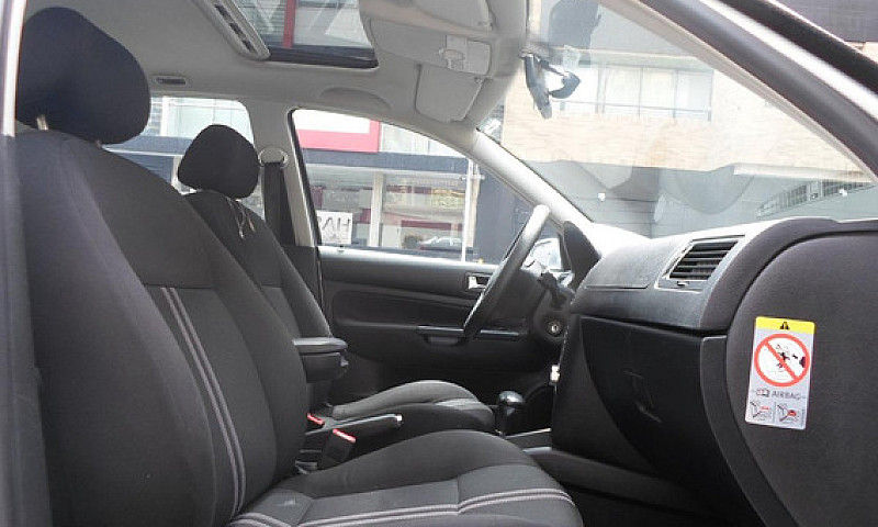 Volkswagen Jetta Tre...