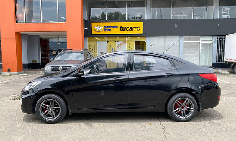 Hyundai I25 Accent 1...