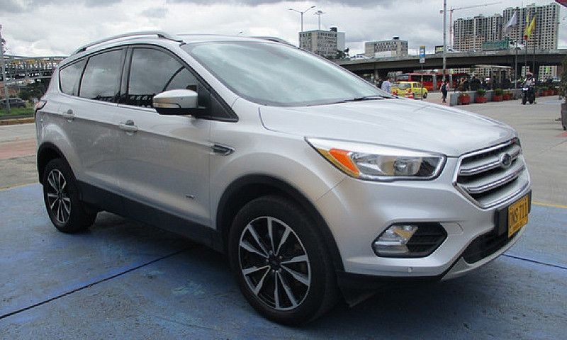 Ford Escape Titanium...