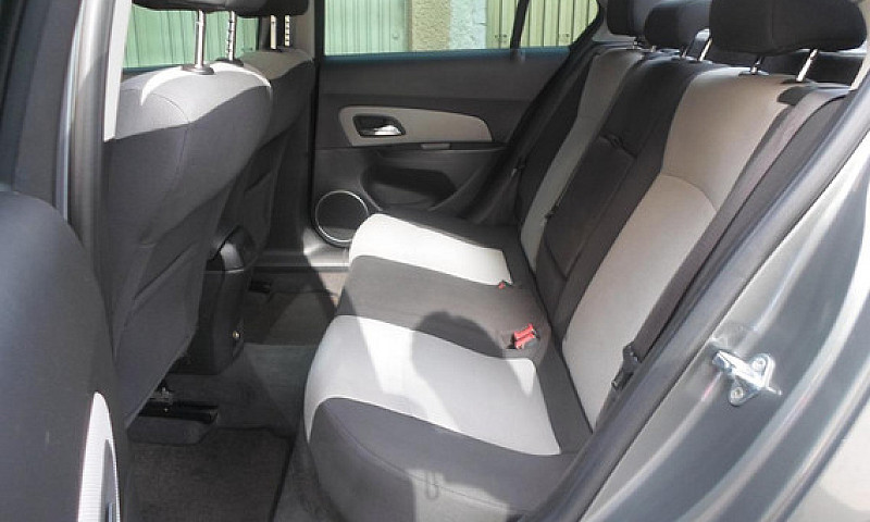 Chevrolet Cruze 1.8 ...