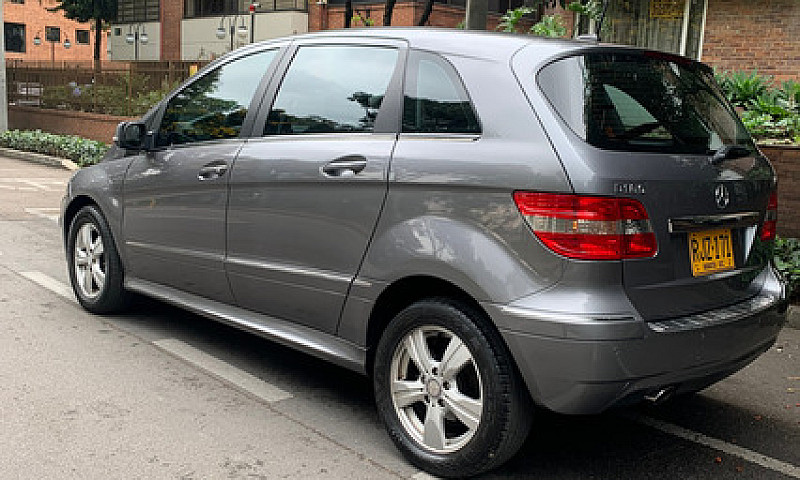 Mercedes-Benz Clase ...