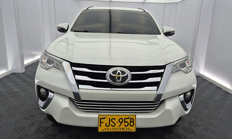 Toyota Fortuner 2.4 ...