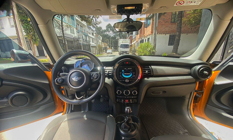 Mini Cooper 1.5 F56 ...