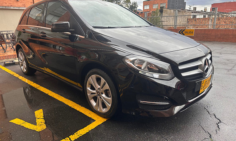 Mercedes-Benz Clase ...