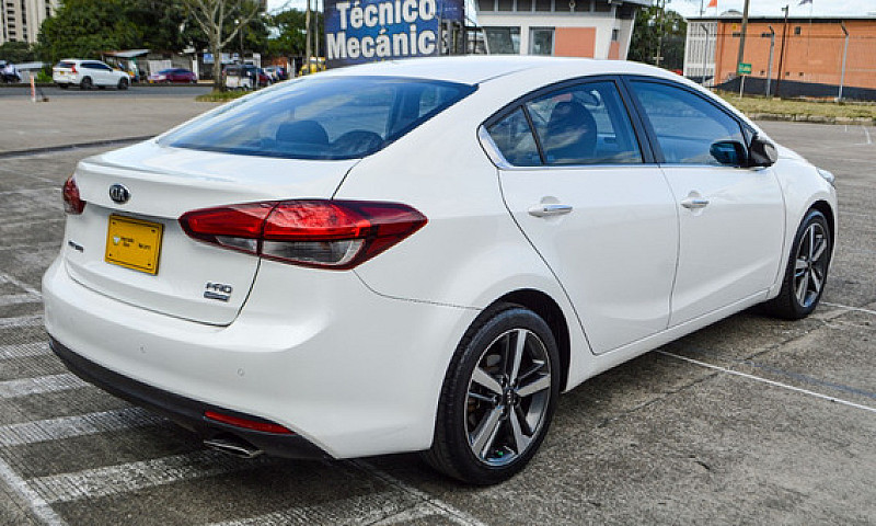Kia Cerato Pro 1.6L...
