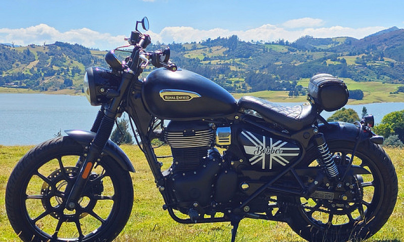 Royal Enfield Meteor...