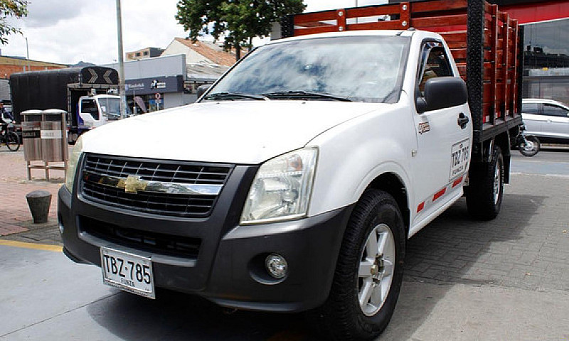 Chevrolet D-Max Esta...