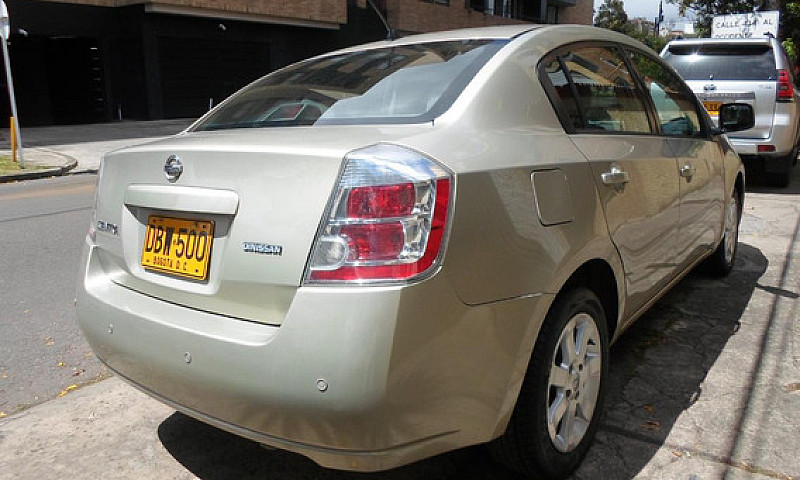 Nissan Sentra 2.0 At...