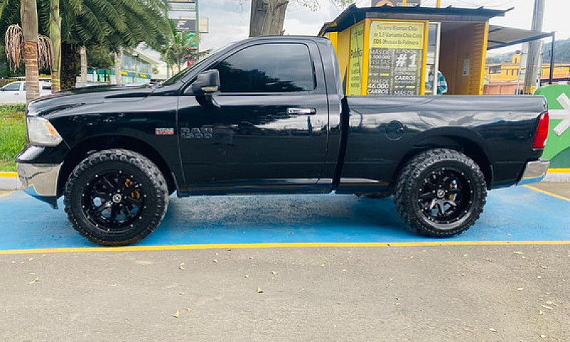 Dodge Ram 5.7 1500 S...