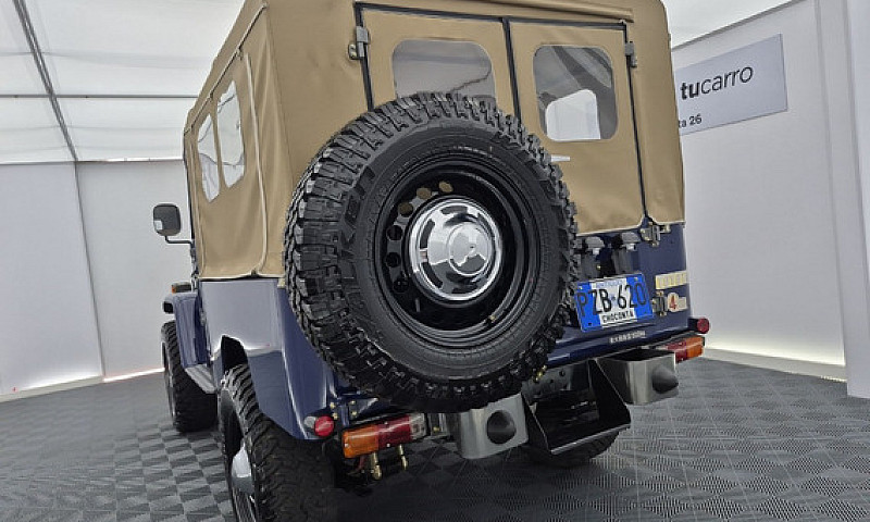 Toyota Land Cruiser ...