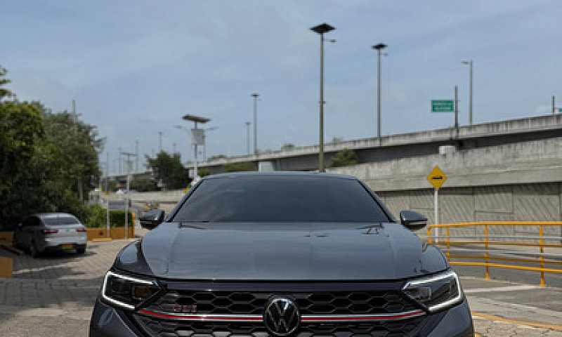 Volkswagen Jetta Gli...